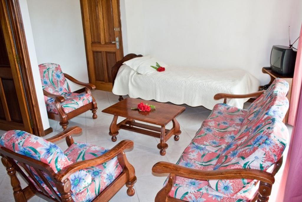 Villa De Roses Beau Vallon  Exterior photo